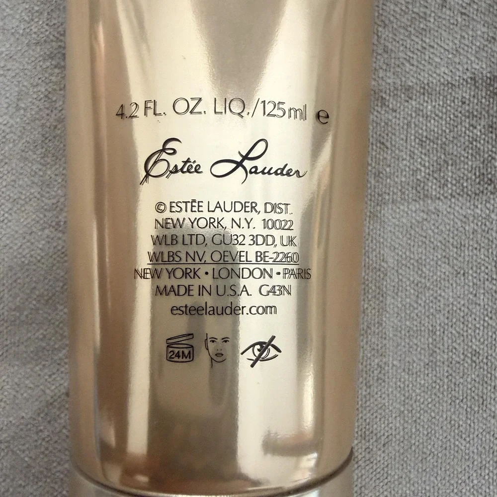 Estee Lauder Re-Nutriv Rich Foam Cleanser 4.2oz 125ml Face Wash Deep Cleansing